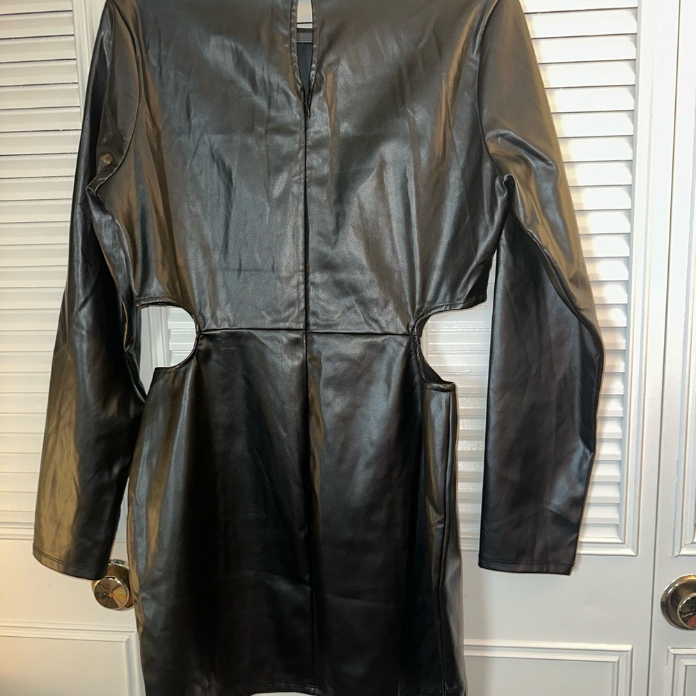 Forever 21 Black Faux Leather Cutout Dress-Size XL - Picture 5 of 13